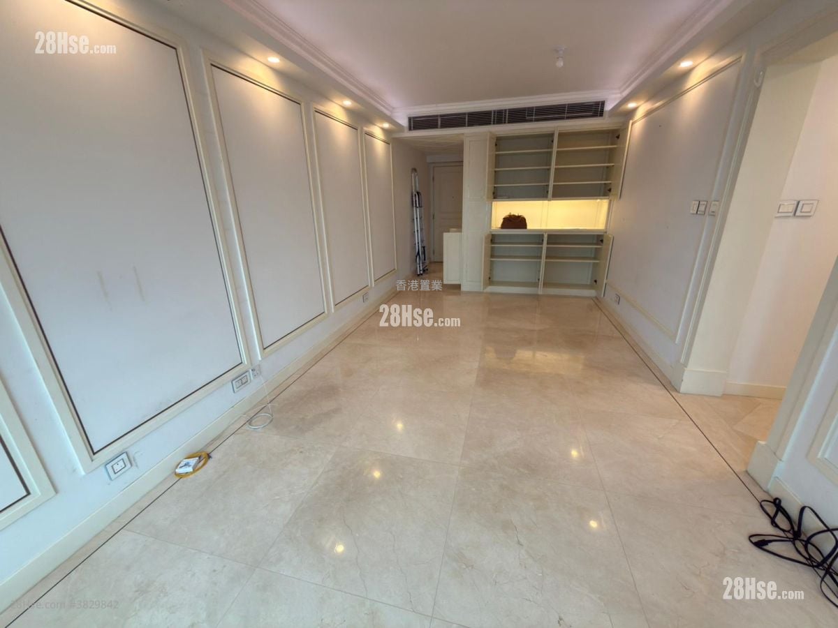 Sorrento Rental 2 Bedrooms , 3 Bathrooms 780 ft²