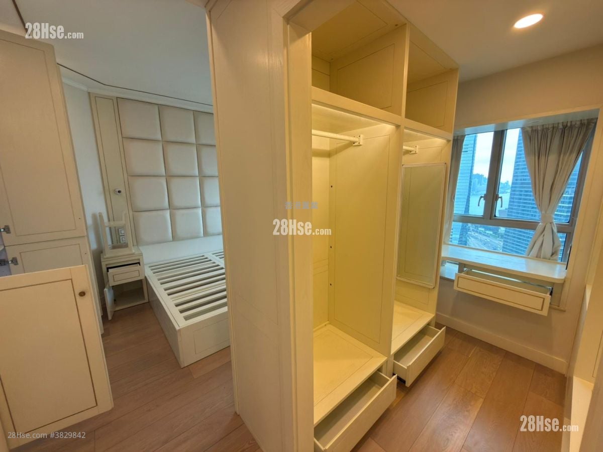 Sorrento Rental 2 Bedrooms , 3 Bathrooms 780 ft²