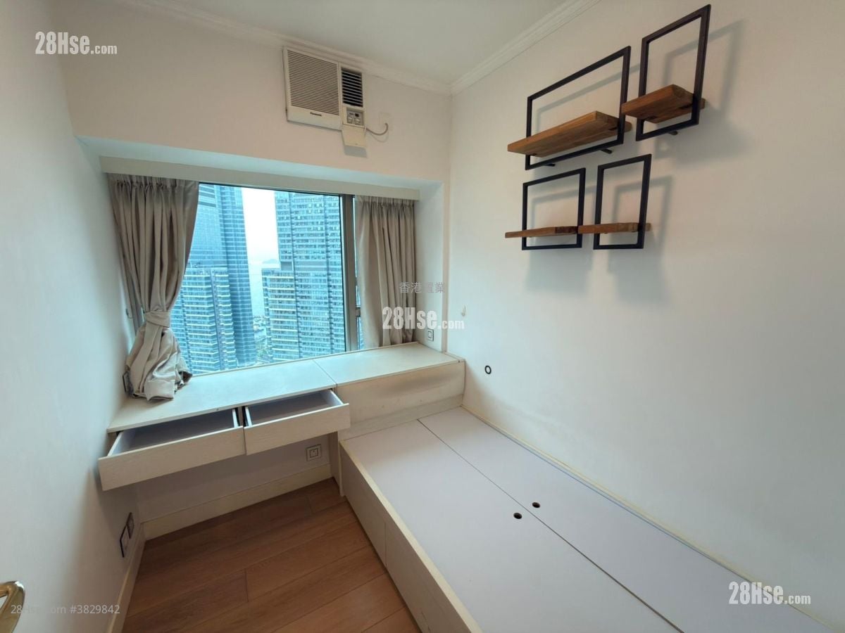 Sorrento Rental 2 Bedrooms , 3 Bathrooms 780 ft²