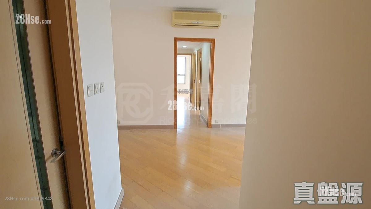 La Grove Sell 3 Bedrooms , 2 Bathrooms 807 ft²