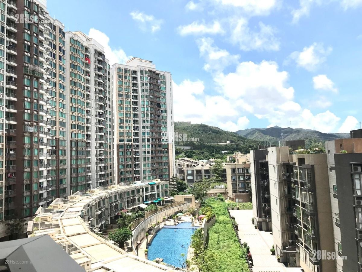 Uptown Sell 2 Bedrooms , 1 Bathroom 523 ft²