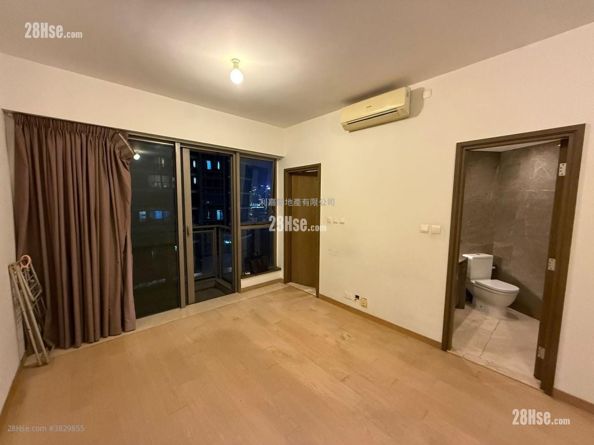 The Austin Sell 1 Bathroom 378 ft²