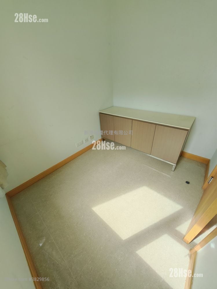 La Lumiere Sell 2 Bedrooms , 1 Bathroom 430 ft²