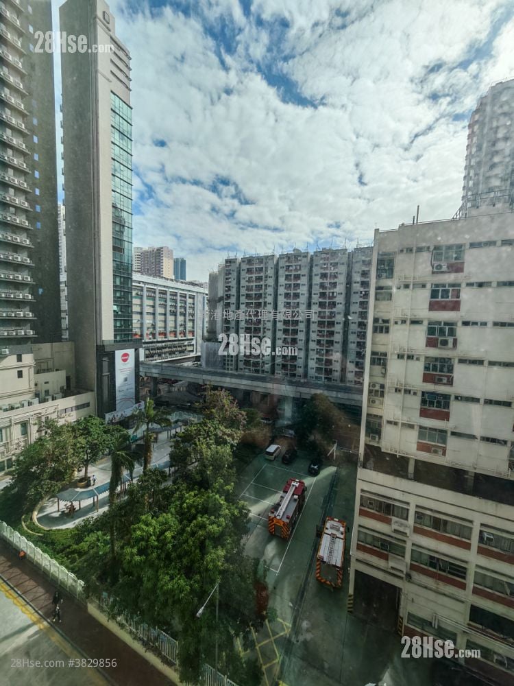La Lumiere Sell 2 Bedrooms , 1 Bathroom 430 ft²