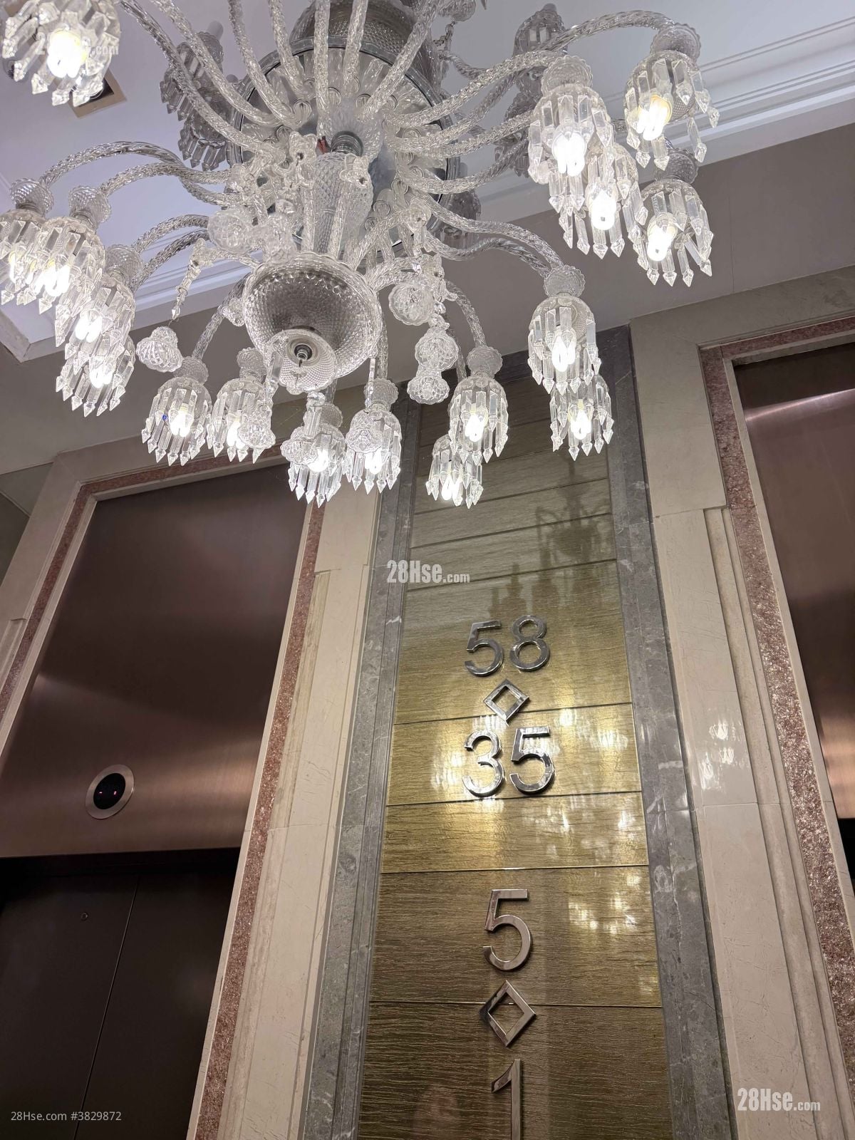 Central Park Towers Sell 2 Bedrooms , 1 Bathroom 510 ft²