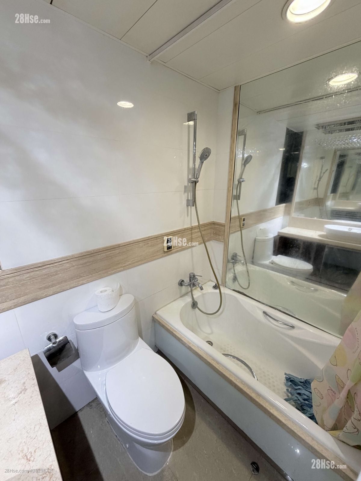 Central Park Towers Sell 2 Bedrooms , 1 Bathroom 510 ft²