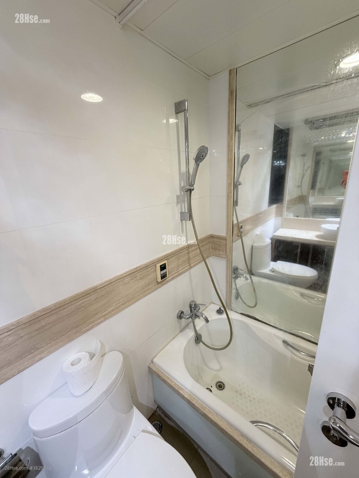 Central Park Towers Sell 2 Bedrooms , 1 Bathroom 510 ft²