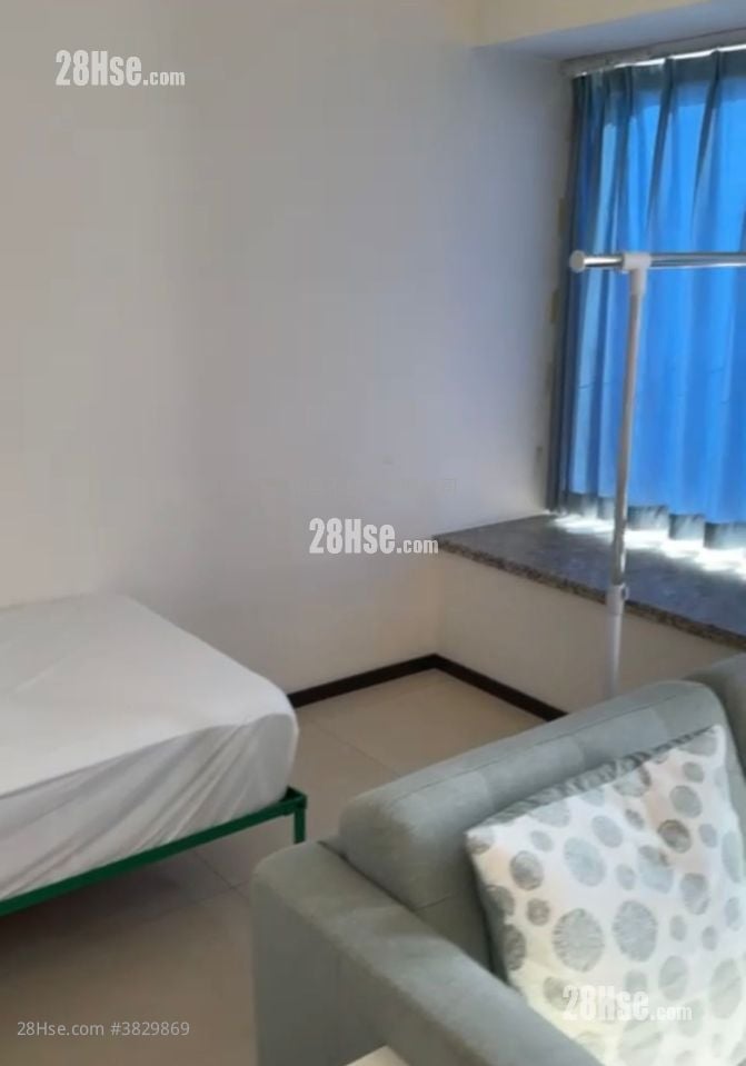 The Metropolis Residence Sell 2 Bedrooms , 1 Bathroom 464 ft²