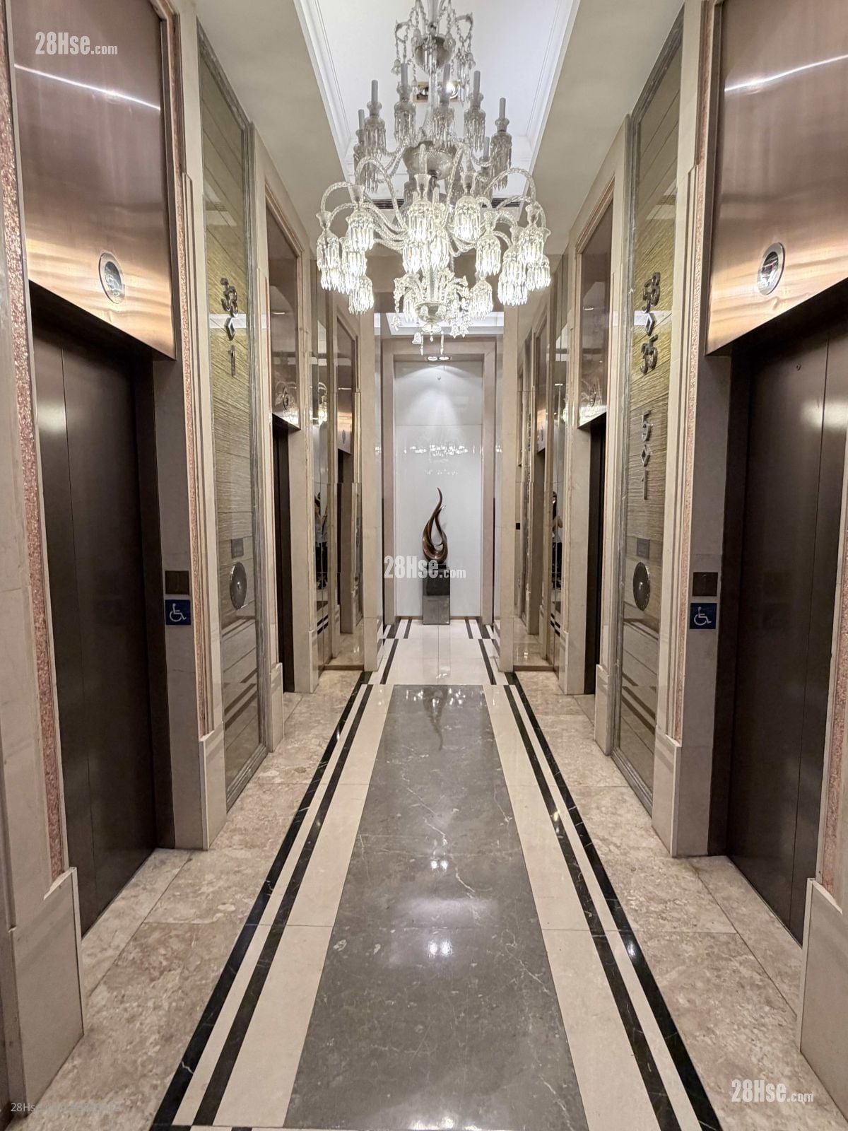 Central Park Towers Sell 2 Bedrooms , 1 Bathroom 510 ft²