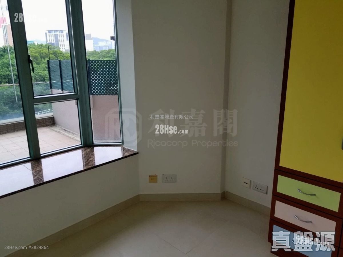 The Victoria Towers Sell 3 Bedrooms , 2 Bathrooms 882 ft²