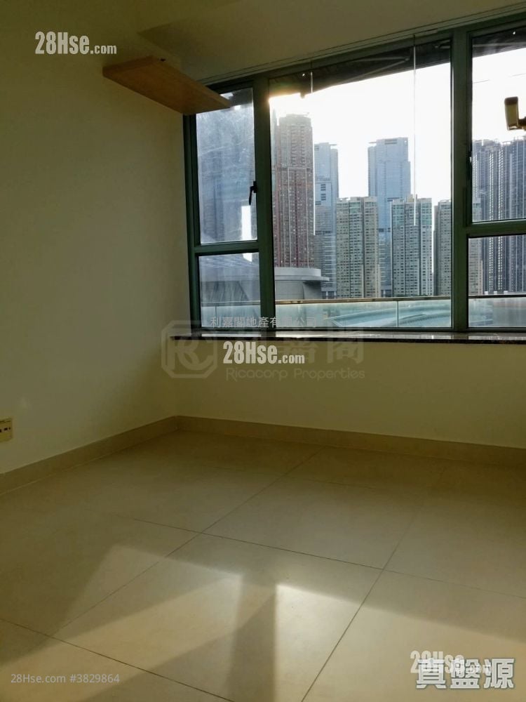The Victoria Towers Sell 3 Bedrooms , 2 Bathrooms 882 ft²