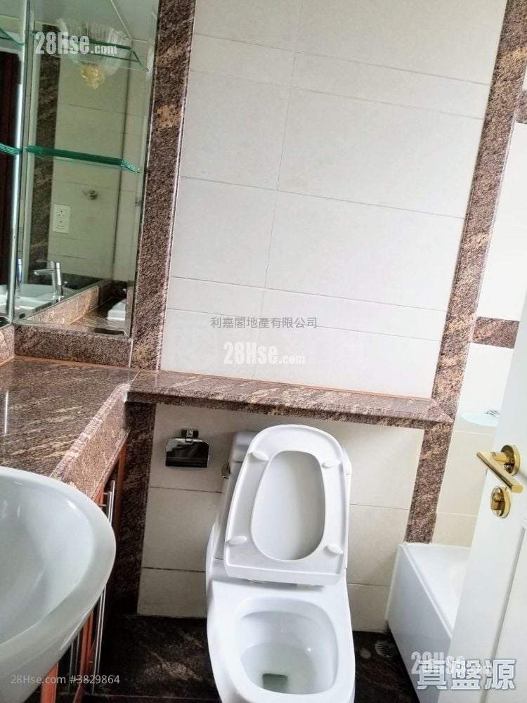 The Victoria Towers Sell 3 Bedrooms , 2 Bathrooms 882 ft²