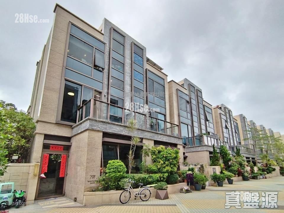 Domus Sell 3 Bedrooms 1,986 ft²