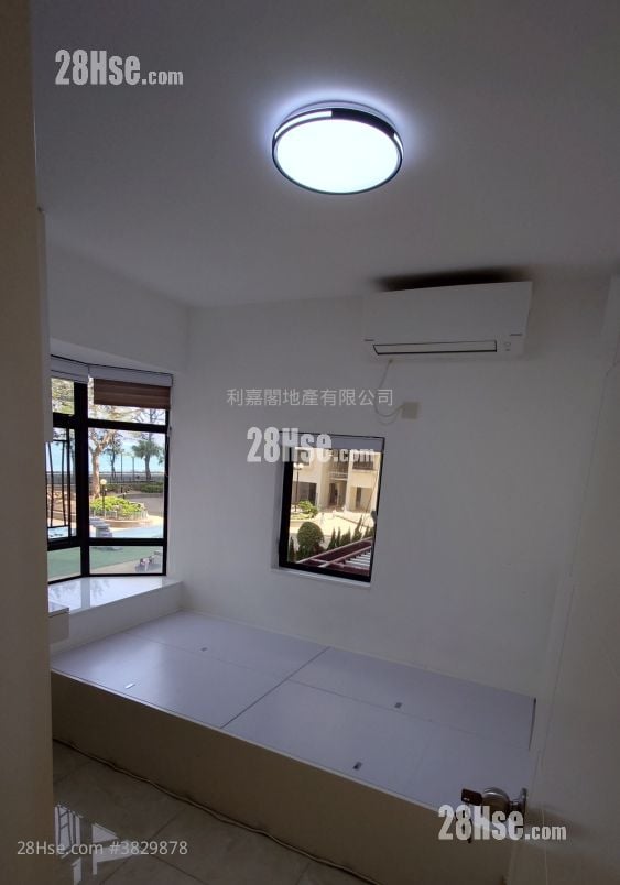 Heng Fa Chuen Sell 4 Bedrooms , 2 Bathrooms 826 ft²