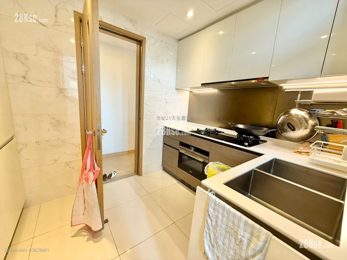 The Bloomsway Sell 3 Bedrooms , 2 Bathrooms 892 ft²