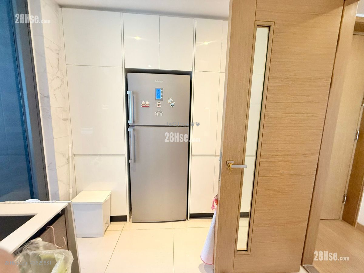 The Bloomsway Sell 3 Bedrooms , 2 Bathrooms 892 ft²