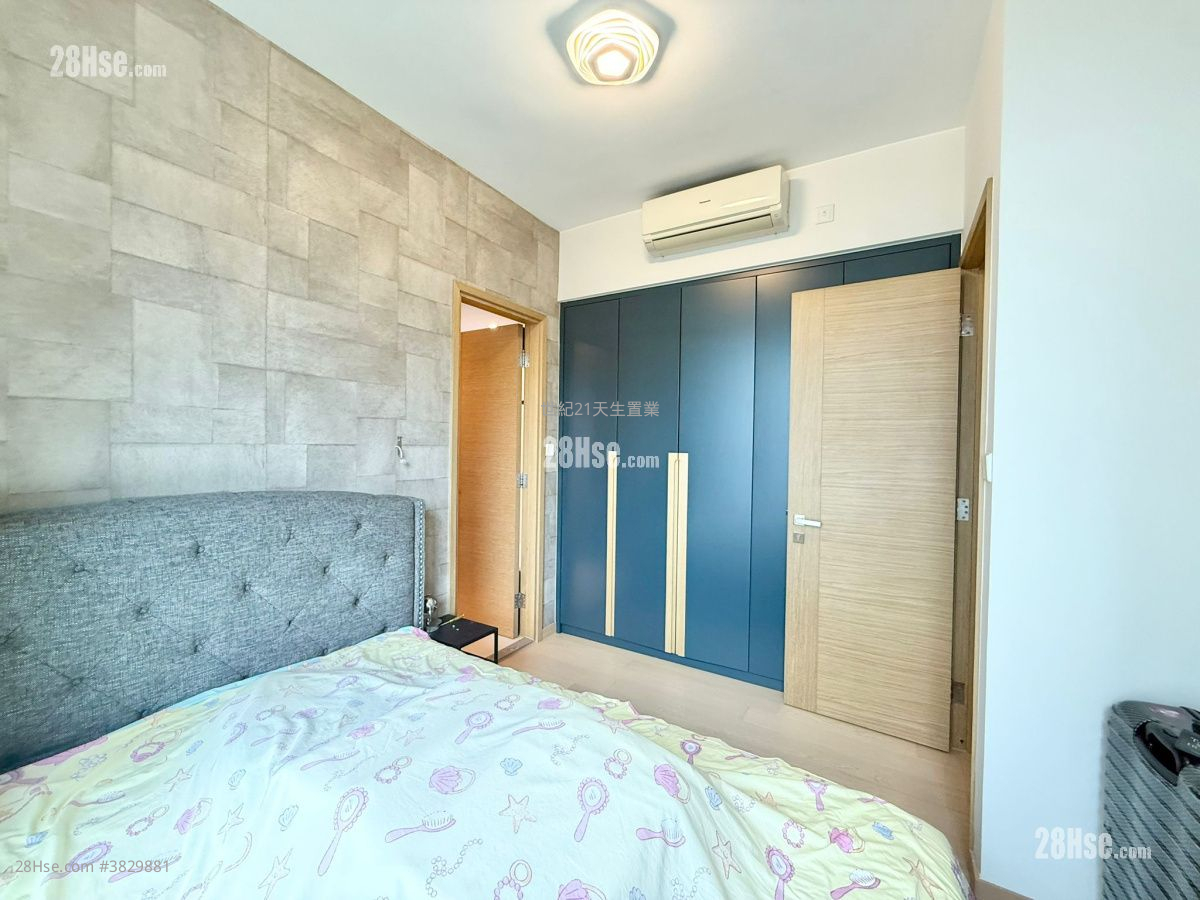 The Bloomsway Sell 3 Bedrooms , 2 Bathrooms 892 ft²