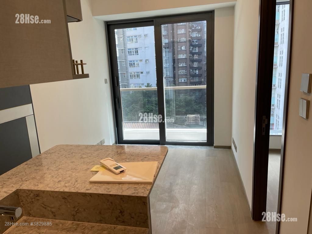 15 Western Street Rental 344 ft²
