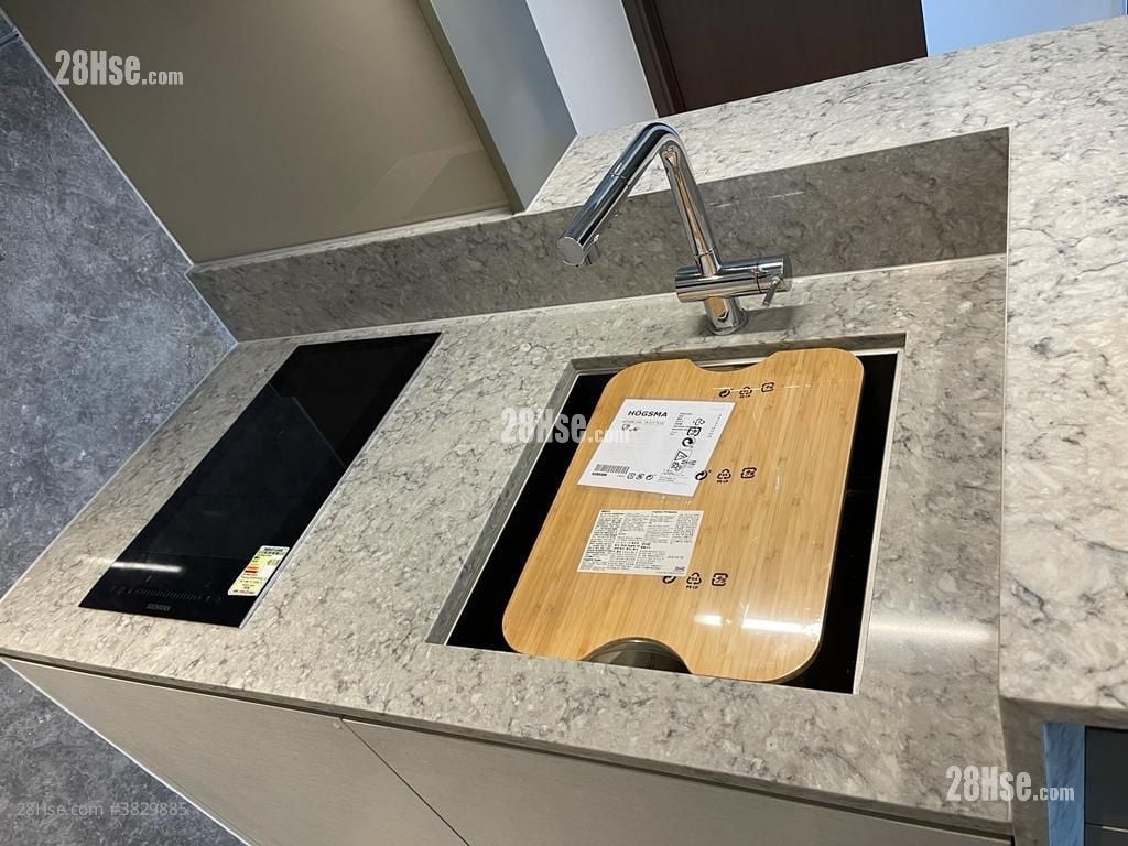 15 Western Street Rental 344 ft²