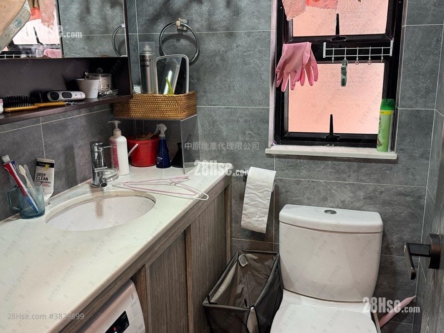 Sunshine City Sell 3 Bedrooms 519 ft²