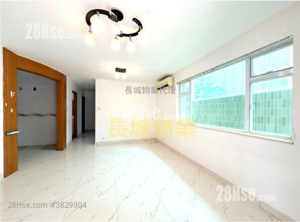 Tai Po Village House Sell 3 Bedrooms , 2 Bathrooms