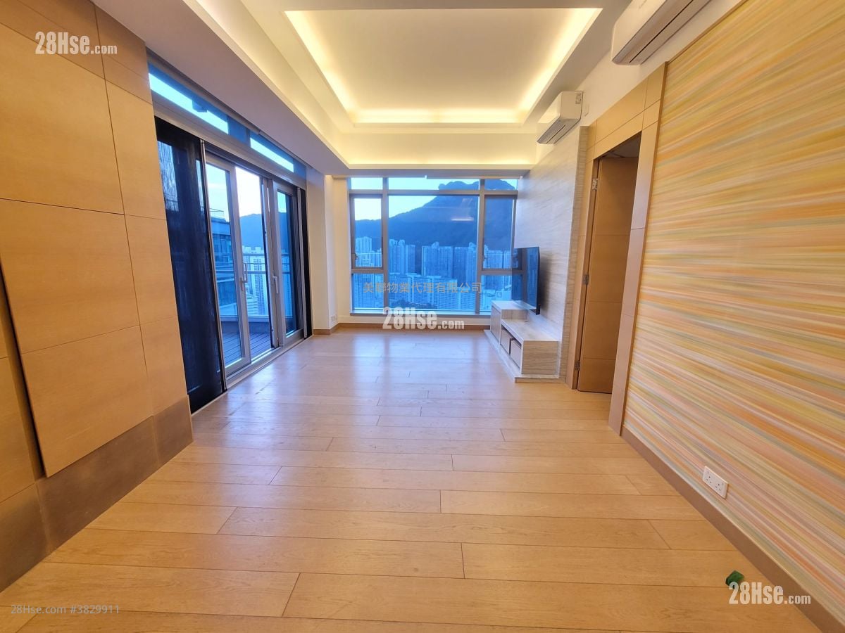 Lions Rise Rental 3 Bedrooms , 2 Bathrooms 932 ft²