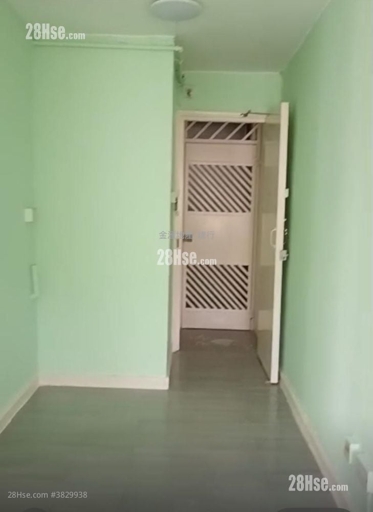 Lower Wong Tai Sin Estate Sell Studio , 1 Bathroom 267 ft²