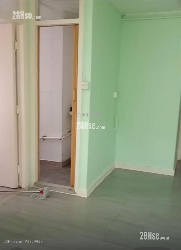 Lower Wong Tai Sin Estate Sell Studio , 1 Bathroom 267 ft²