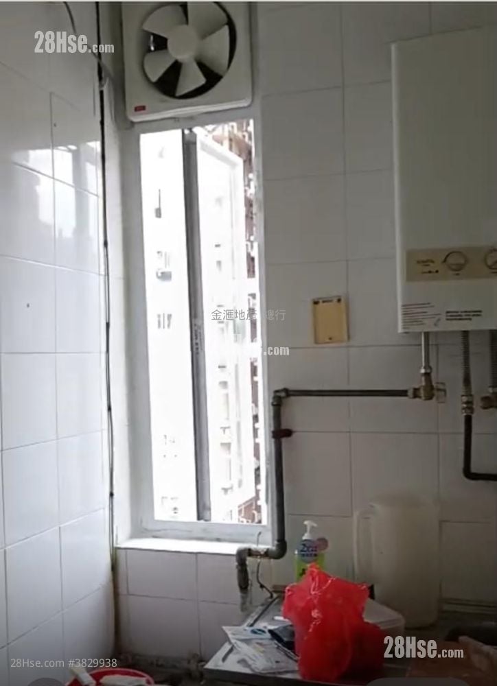 Lower Wong Tai Sin Estate Sell Studio , 1 Bathroom 267 ft²