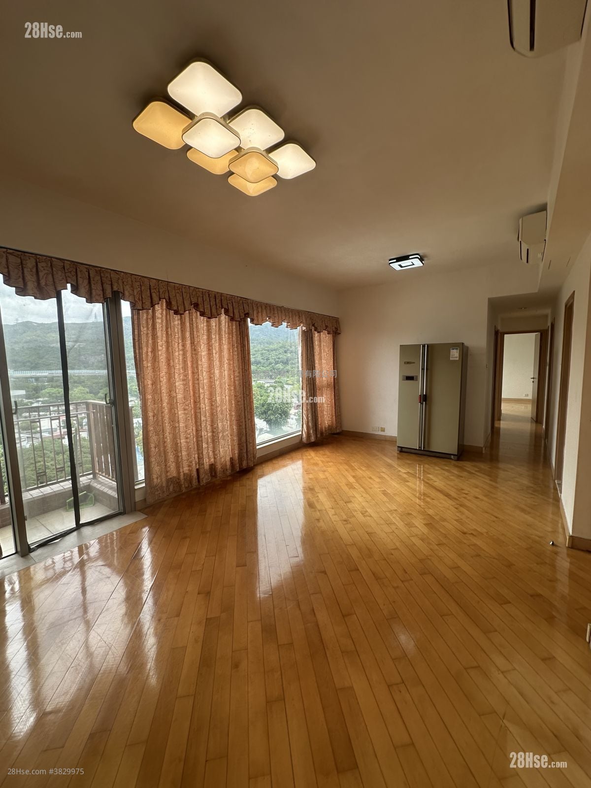 Greenview Rental 4 Bedrooms , 2 Bathrooms 872 ft²