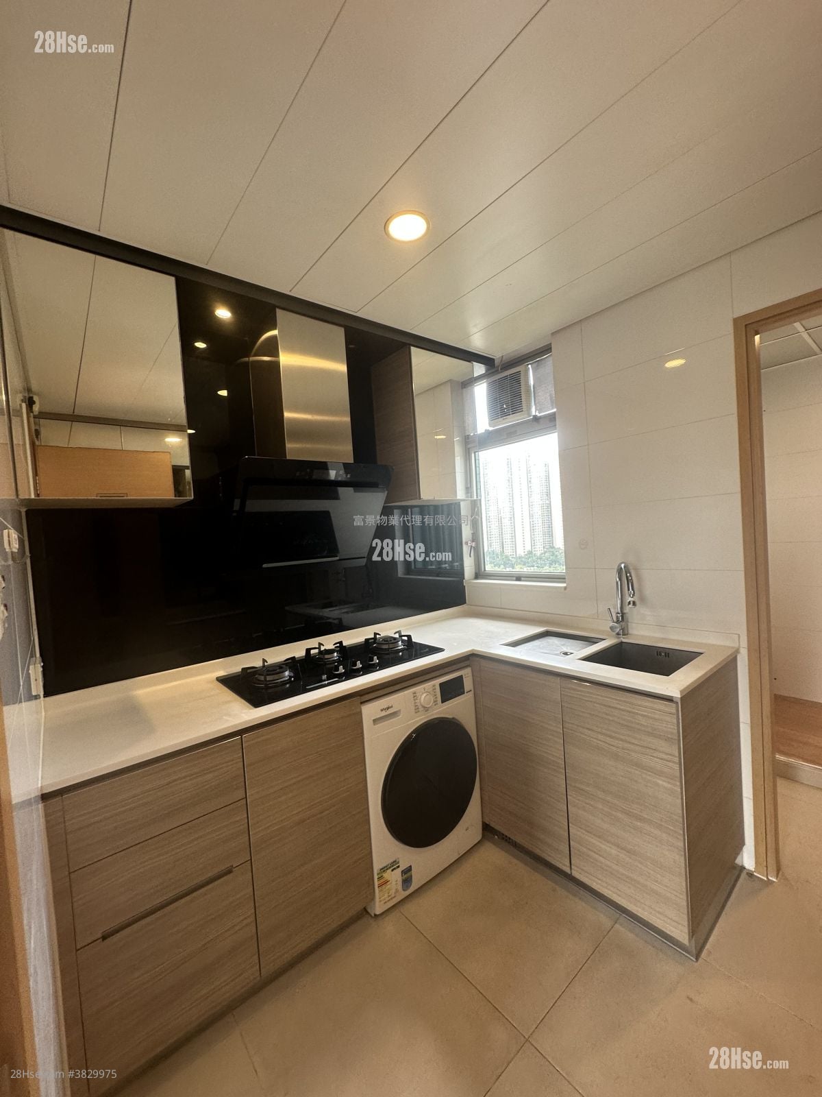 Greenview Rental 4 Bedrooms , 2 Bathrooms 872 ft²