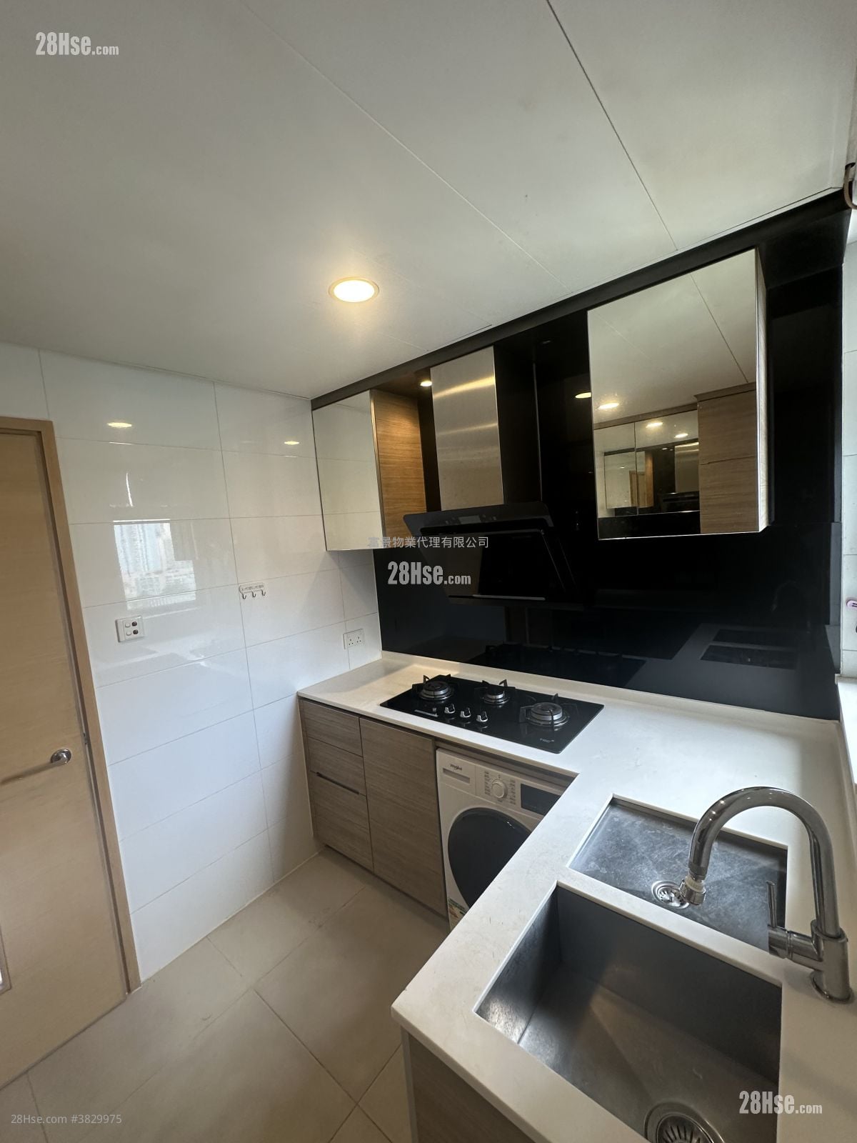 Greenview Rental 4 Bedrooms , 2 Bathrooms 872 ft²