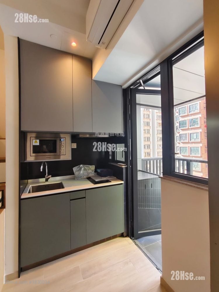Soyo Square Rental Studio , 1 Bathroom 181 ft²
