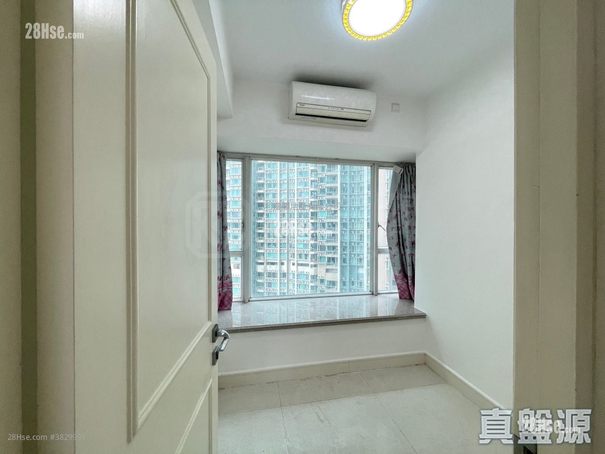 La Splendeur Of Le Prestige Rental 3 Bedrooms , 2 Bathrooms 675 ft²