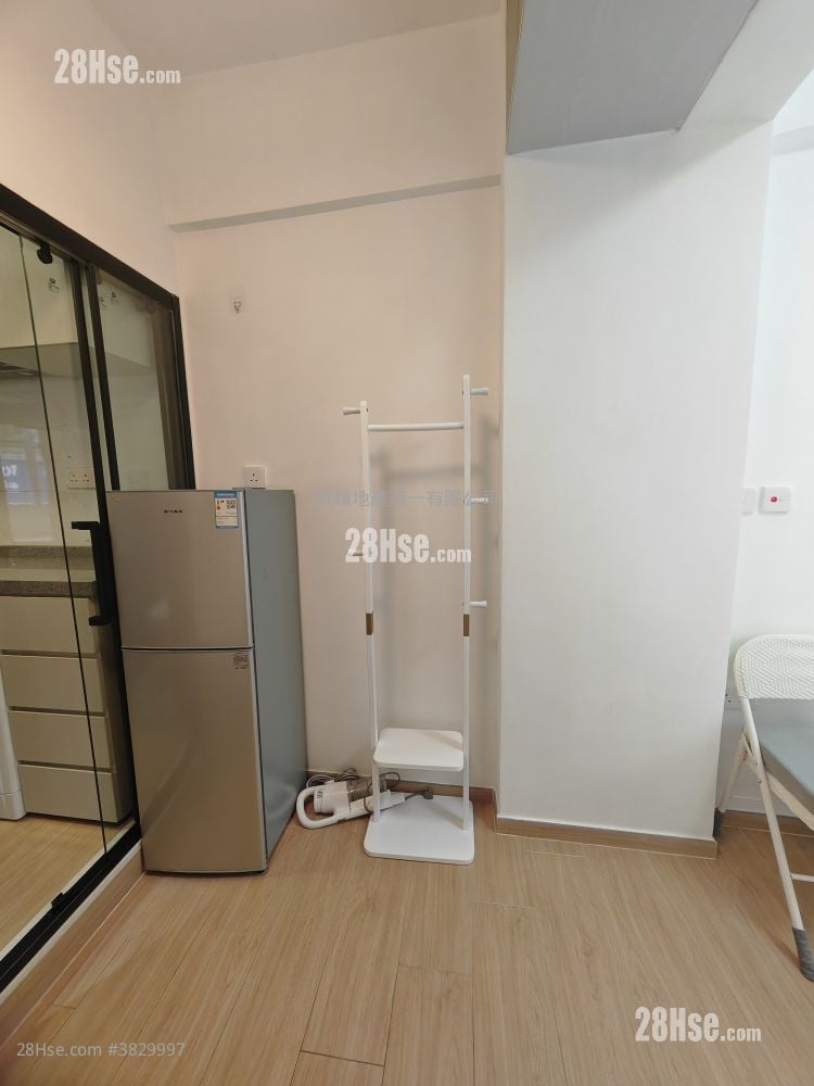 Tung Hing Mansion Rental 1 Bedroom , 1 Bathroom 200 ft²