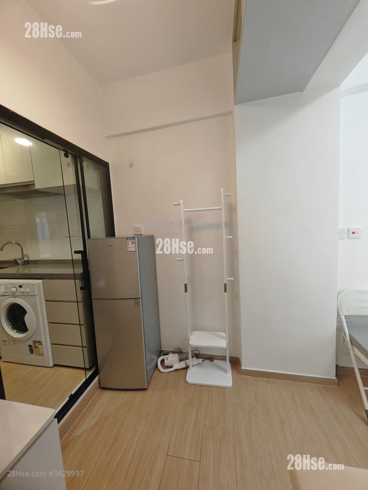 Tung Hing Mansion Rental 1 Bedroom , 1 Bathroom 200 ft²