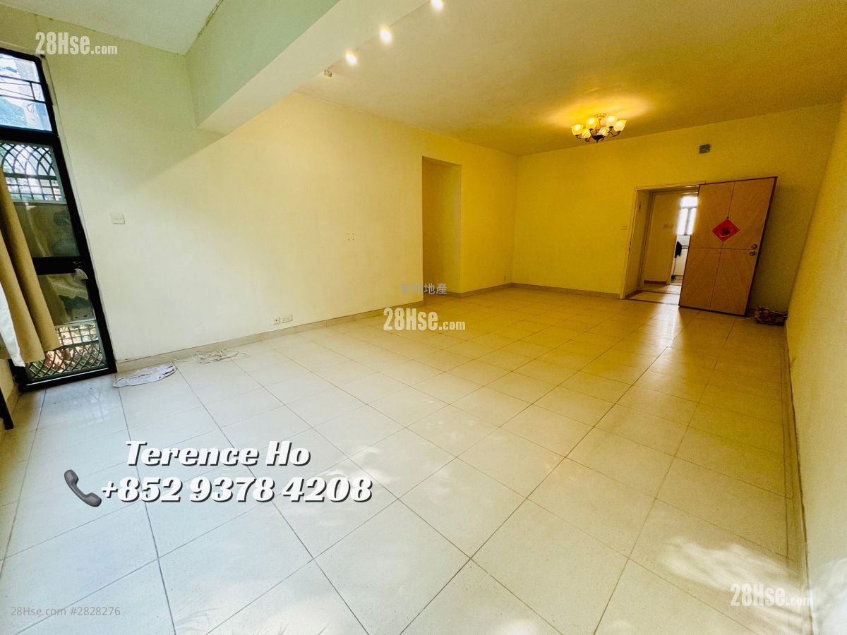 Laford Court Rental 3 Bedrooms , 2 Bathrooms 1,415 ft²
