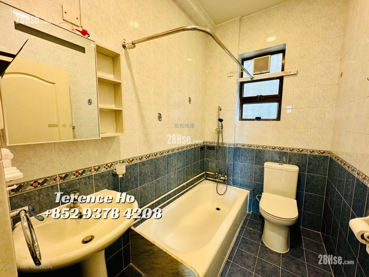 Laford Court Rental 3 Bedrooms , 2 Bathrooms 1,415 ft²