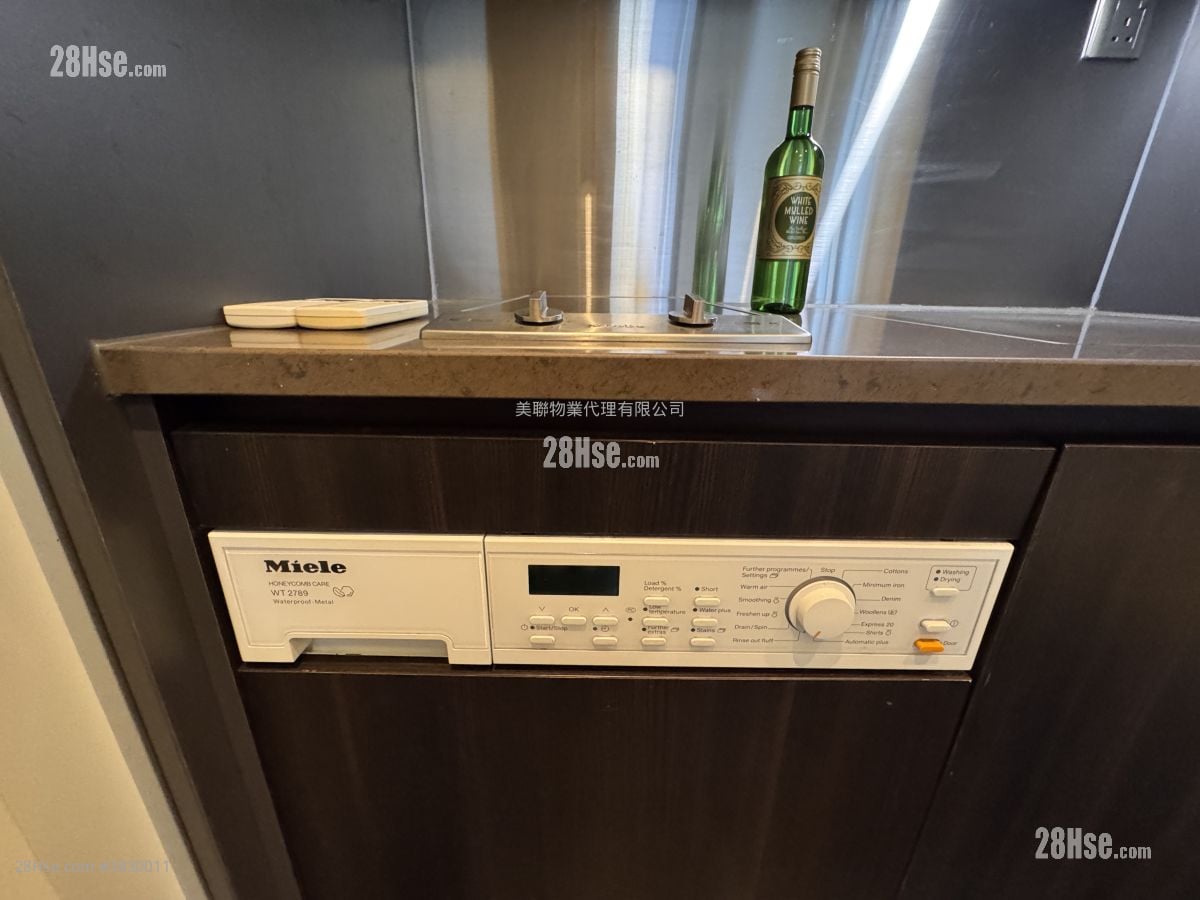 Castle One By V Rental 1 Bedroom , 1 Bathroom 434 ft²