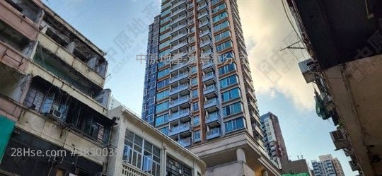 One Madison Sell 2 Bedrooms , 1 Bathroom 498 ft²