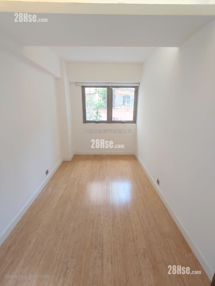8 Shan Kwong Road Rental 3 Bedrooms , 2 Bathrooms 1,033 ft²