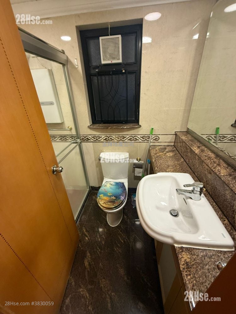 Aegean Coast Rental 3 Bedrooms , 2 Bathrooms 734 ft²