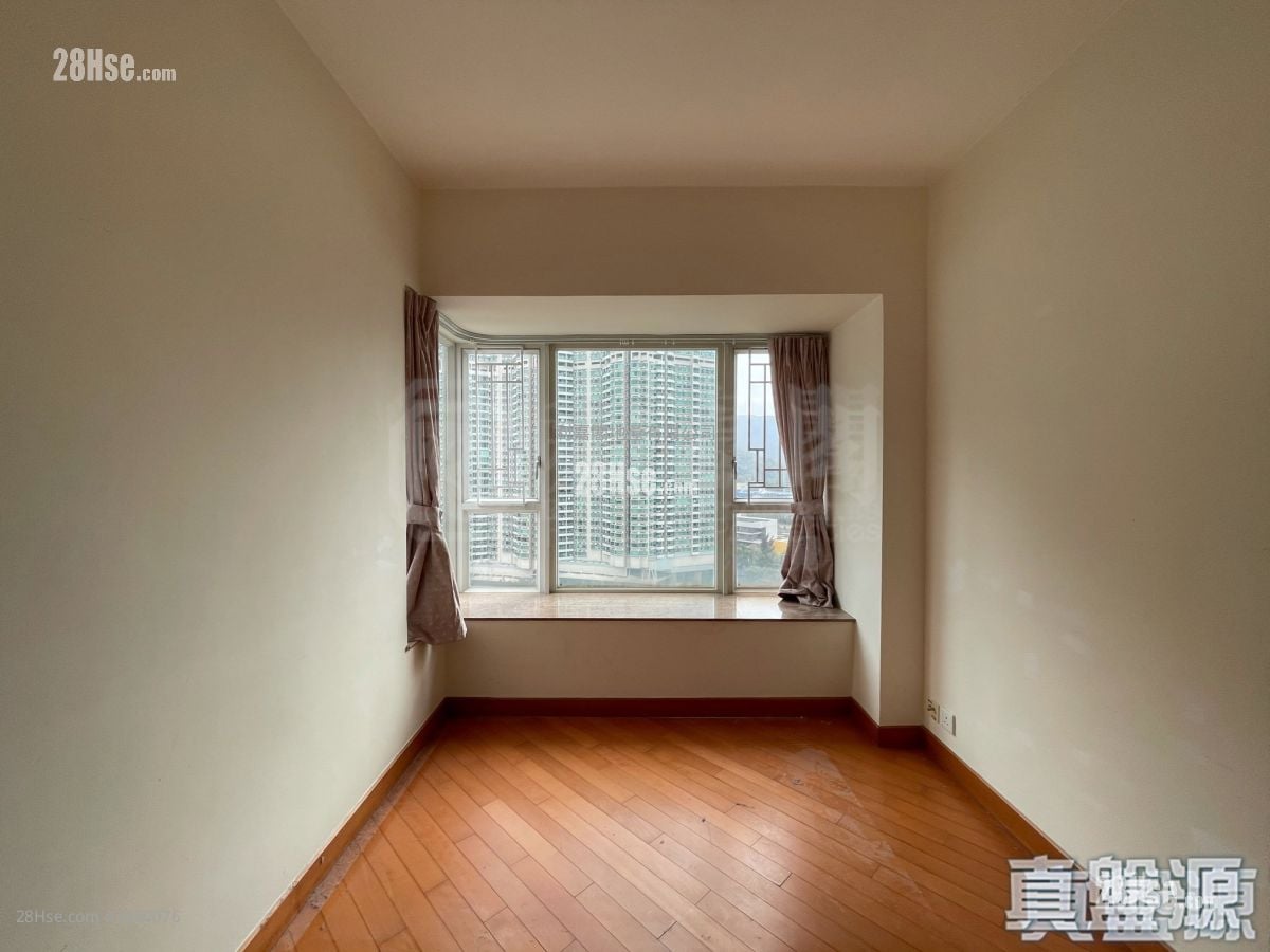 Coastal Skyline Rental 1 Bathroom 549 ft²