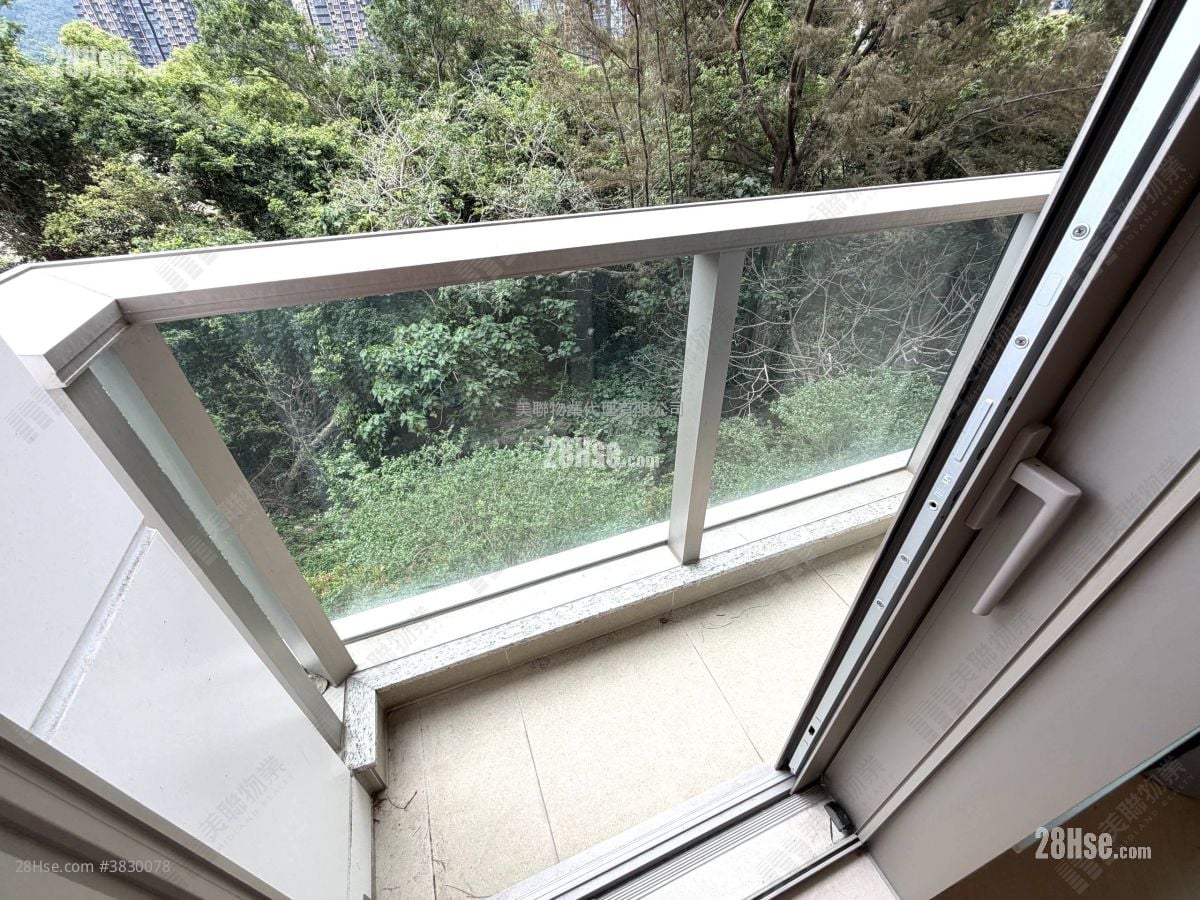 Silversands Sell 2 Bedrooms 456 ft²
