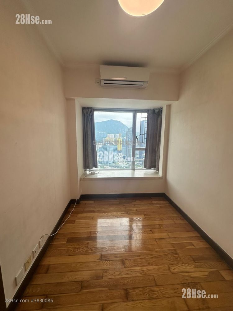 Billionnaire Royale Sell 3 Bedrooms , 2 Bathrooms 887 ft²