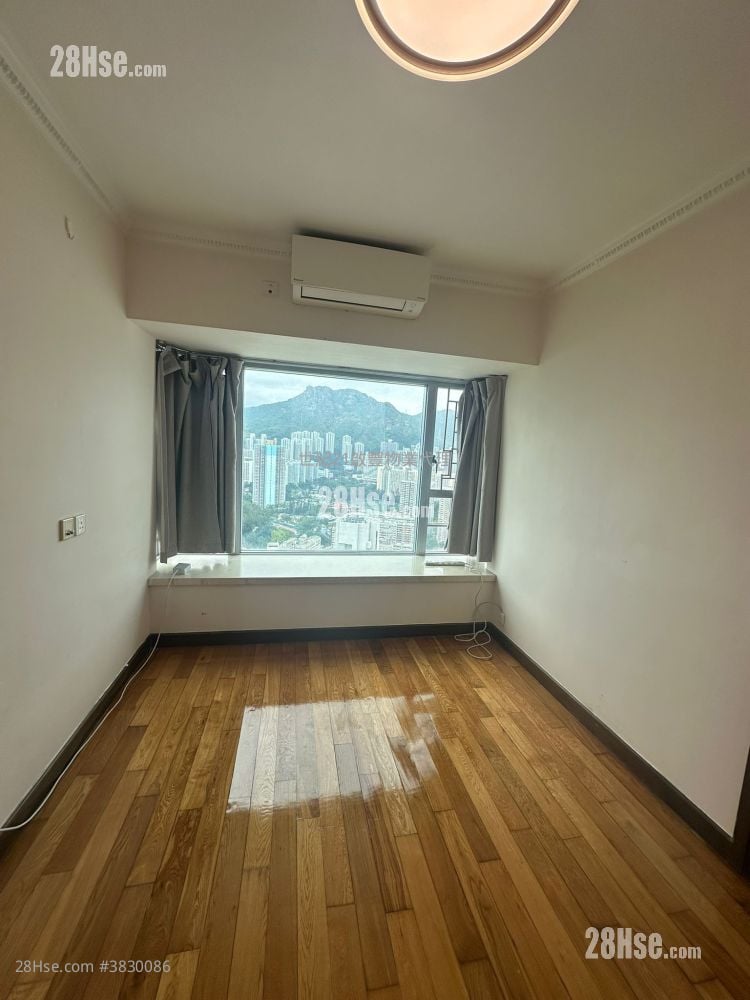 Billionnaire Royale Sell 3 Bedrooms , 2 Bathrooms 887 ft²