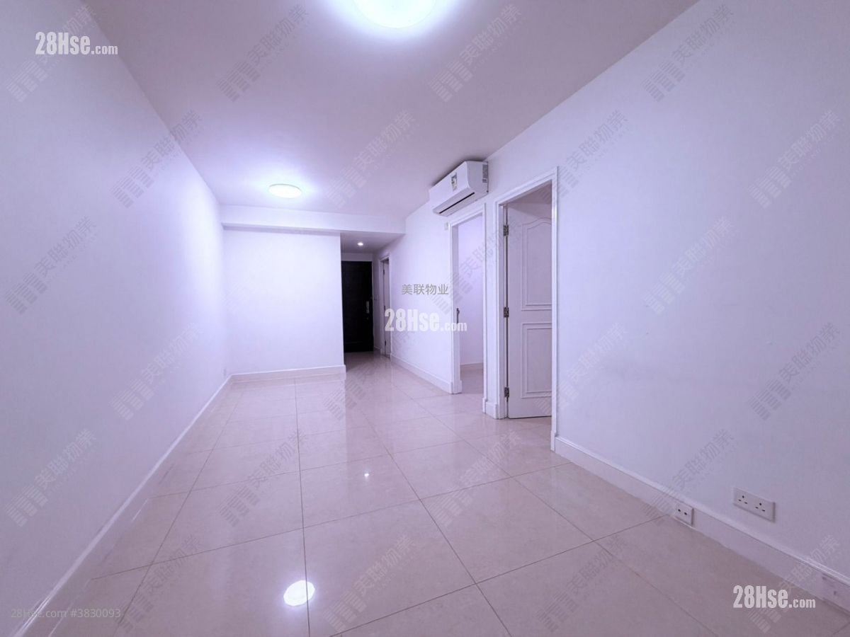 Central Park Towers Rental 2 Bedrooms 493 ft²