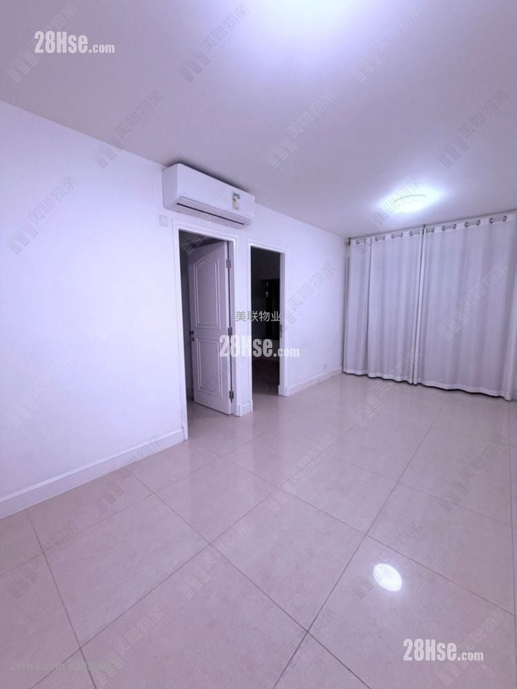 Central Park Towers Rental 2 Bedrooms 493 ft²