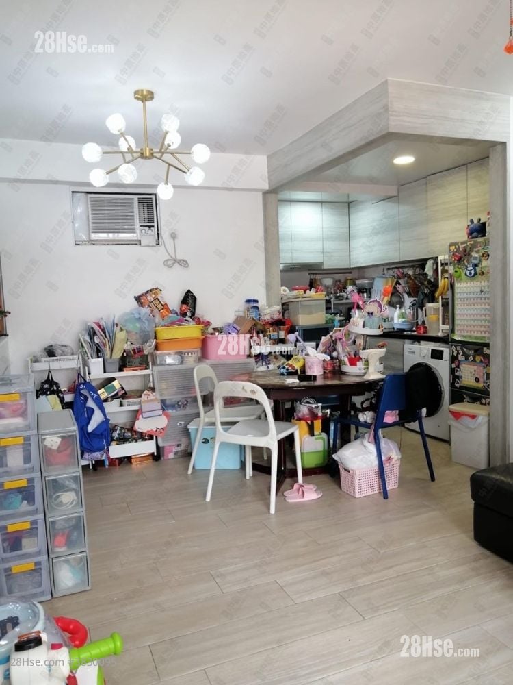 Eldo Court Sell 3 Bedrooms 566 ft²