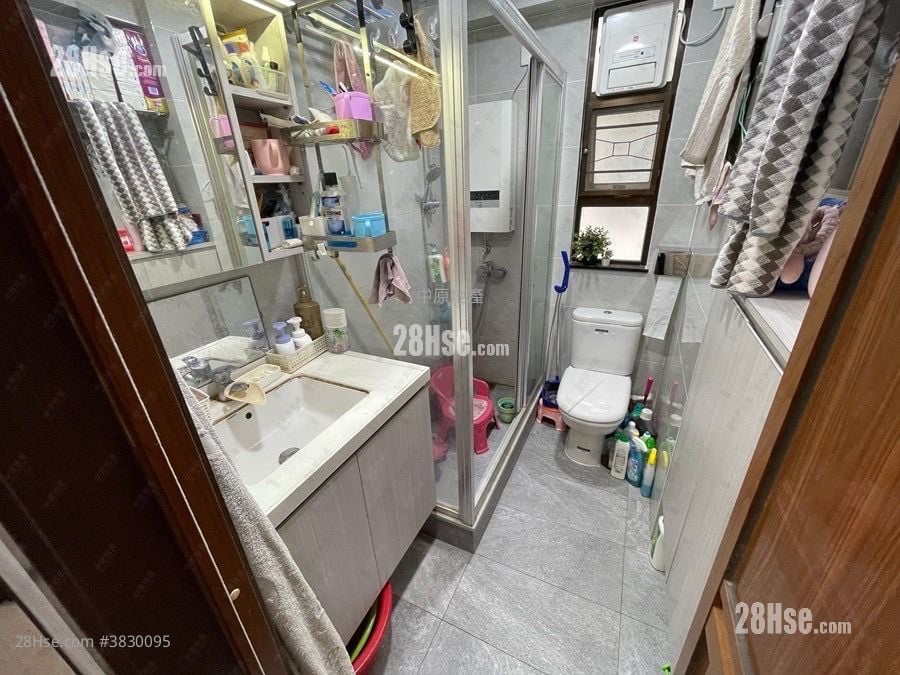 Eldo Court Sell 3 Bedrooms 566 ft²